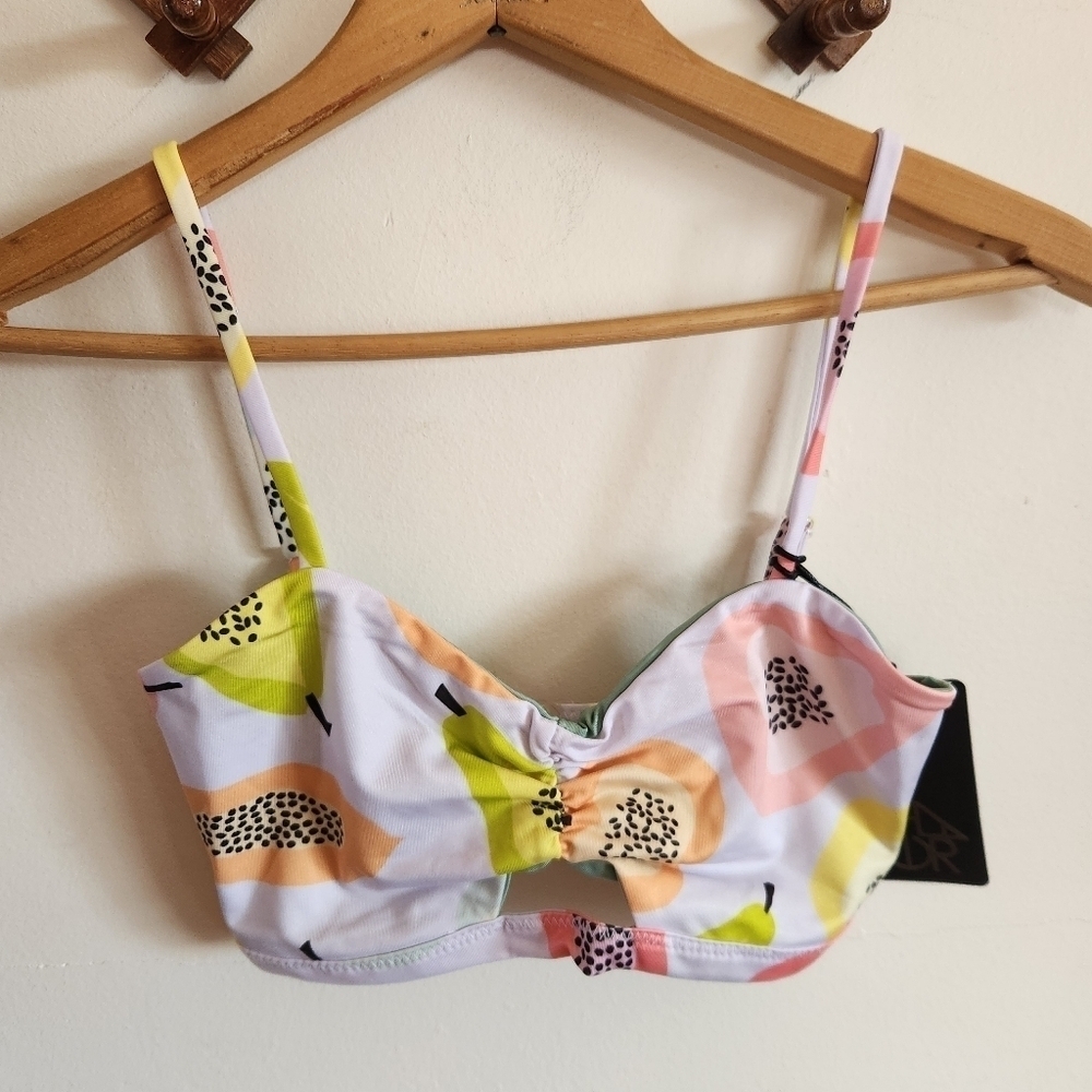 NWT Chaser Bikini Top Adjustable Tropical White Orange Small S - Picture 3 of 8